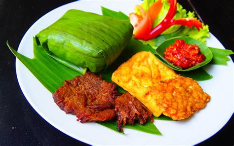 Resep Nasi Timbel, Sajian Spesial Wajib Dicoba di Rumah untuk Keluarga ...