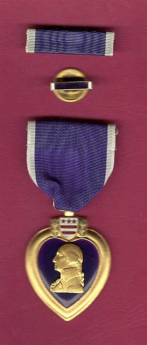WW2 WWII Purple Heart Medal With Case - Etsy Canada
