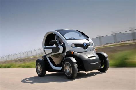 Electric Vehicles Make Up A Very Small Proportion Of - Molli Eolanda