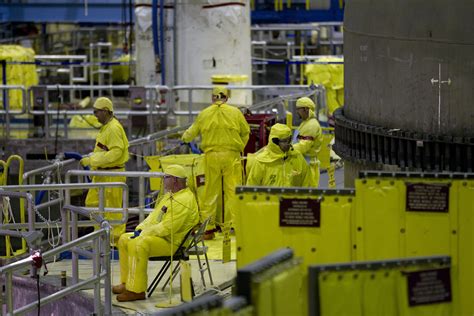 US allowing longer shifts at nuclear plants in pandemic | AP News