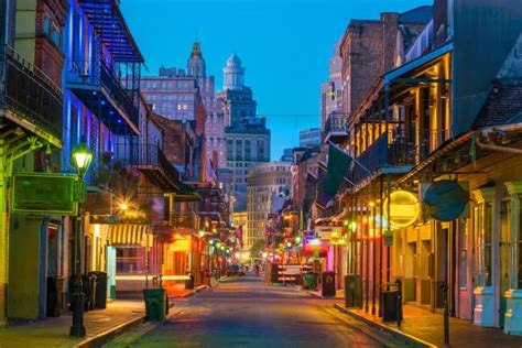 Traveling With Your Dog to New Orleans, Louisiana: Pet-Friendly Flights, Hotels, Activities and More