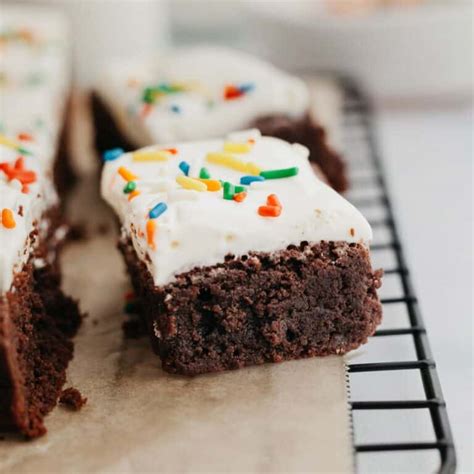 Brownies with Cream Cheese Frosting - Alpine Ella