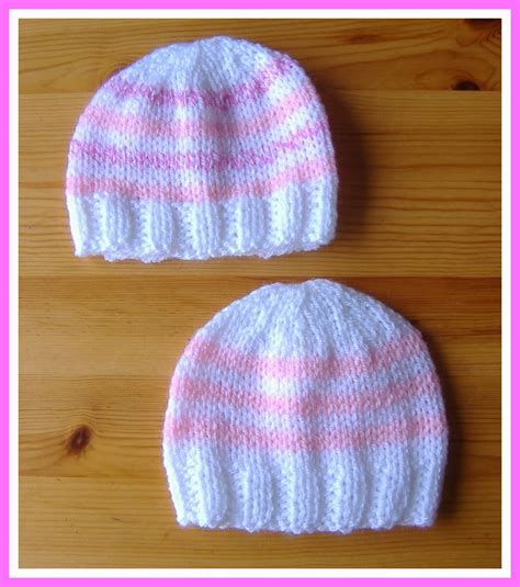 Marianna's Lazy Daisy Days: Easy Stripes Baby Hat