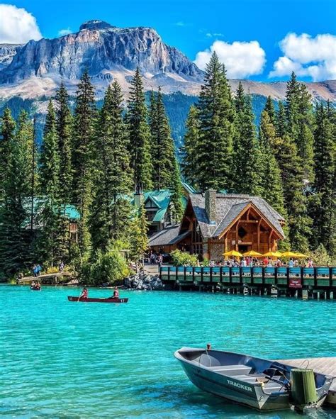 Emerald Lake, Alberta, Canada. : pics