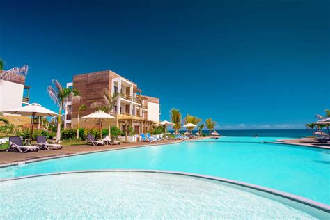 Anelia Resort & Spa | Flic en Flac, Mauritius | Blue Bay Travel