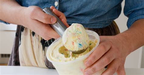 The Best Ice Cream Scoop | Reviews by Wirecutter