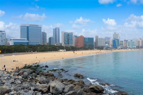 Haeundae Beach – Tour Yoda in Korea