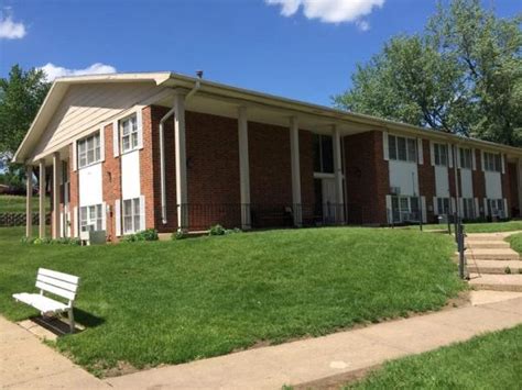 Colonial Square Apartments - Low Income Apartments in Yankton, SD