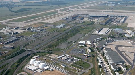 Berlin Brandenburg Airport Announces Opening - The New York Times