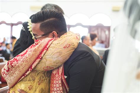 A Beautiful Modern-Day Batak Wedding - Bridestory Blog