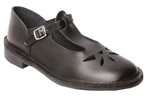 Buccaneers Tear Drop School Shoes - Black – Gem Schoolwear