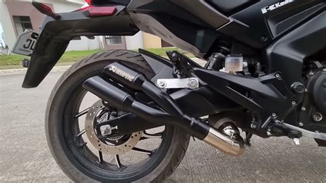 Dominar 400 UG Akrapovič dual outlet slip-on exhaust - YouTube