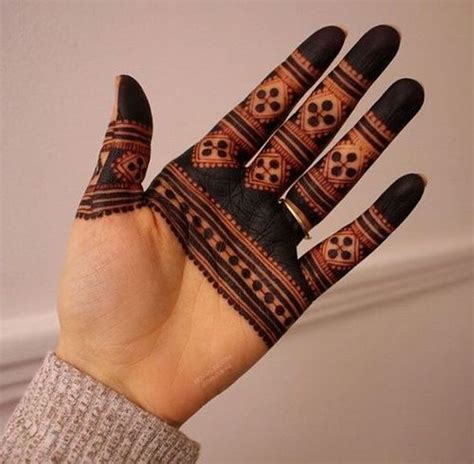 51 Best Front Hand Mehndi Designs - 2023 | Fabbon