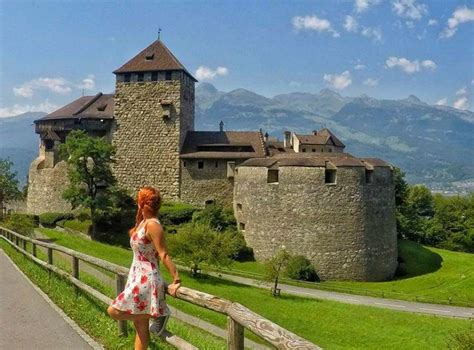 Vaduz Castle, Palace in Vaduz, Liechtenstein #Vaduz #Castle #Palace # ...