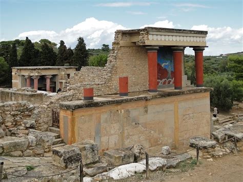 Palace of Knossos | Oldest.org