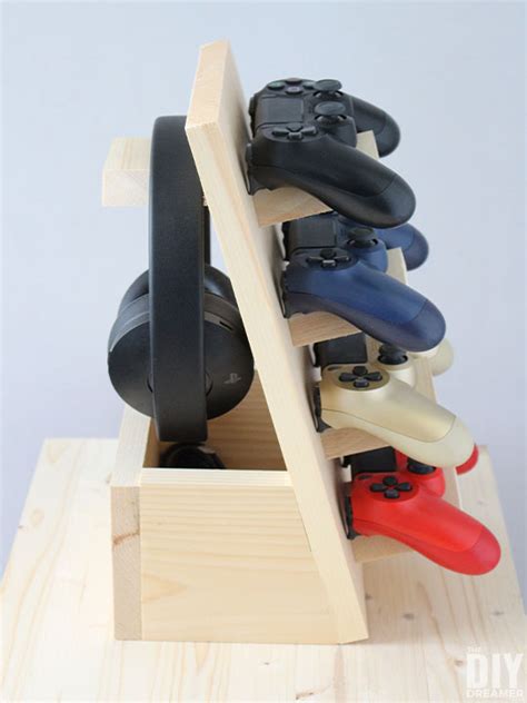 How to Build a Controller Stand - The DIY Dreamer