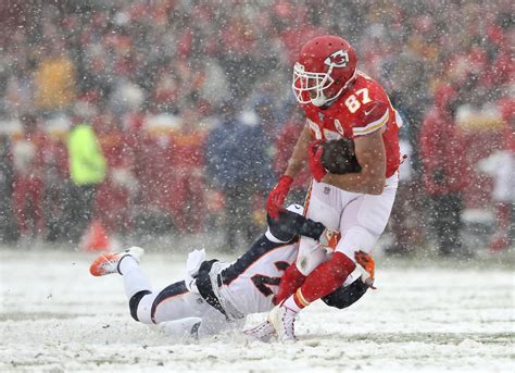 What makes the Chiefs tight end Travis Kelce one of the greats ...