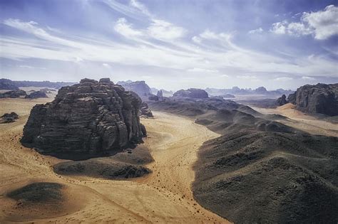 HD wallpaper: Saudi Arabia, desert, landscape | Wallpaper Flare