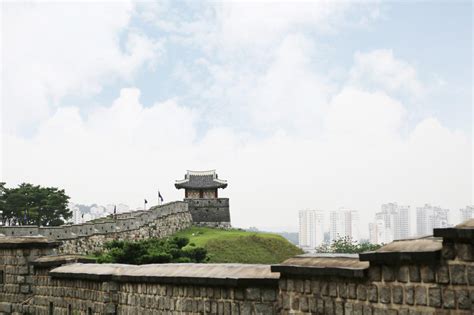 Suwon Hwaseong Fortress, The World Heritage: Suwon Hwaseong Fortress ...