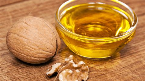 Is Walnut Oil Healthy? - Treetarian