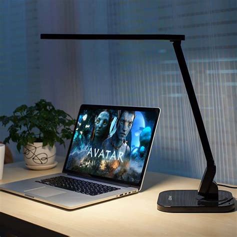Anker Lumos A2 LED Desk Lamp with a 2.1A USB Charging Port | Gadgetsin