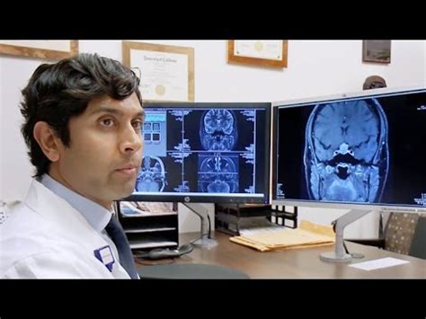 How a Neuro-ophthalmologist Diagnosed a Brain Tumor - YouTube