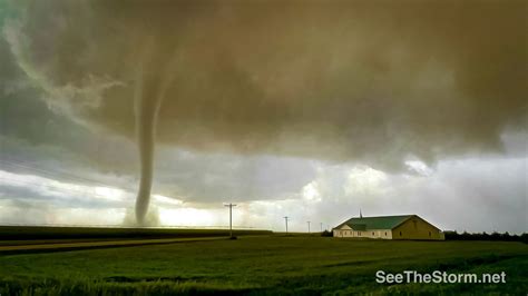 Another amazing shot of the Yuma, Colorado Tornado touch down yestday. August 8th, 2023 Via ...