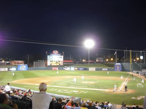 Kentucky Baseball: Lansing Lugnuts