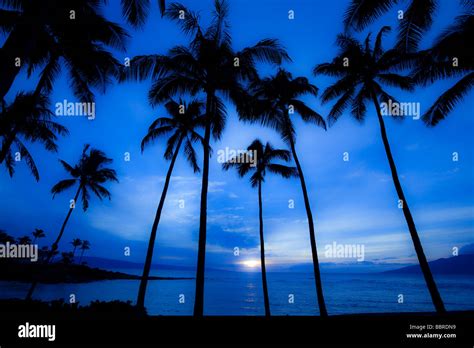 Sunset Kapalua Beach Maui Hawaii Stock Photo - Alamy