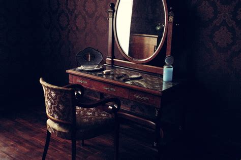 Antique Vanity with Mirror: A Guide for the Collector and Remodeler