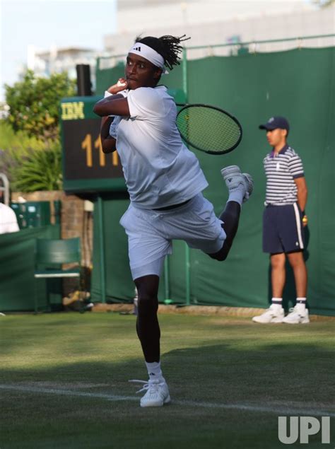 Photo: Michael Ymer vs Taylor Fritz at Wimbledon 2023 - LON2023070661 ...