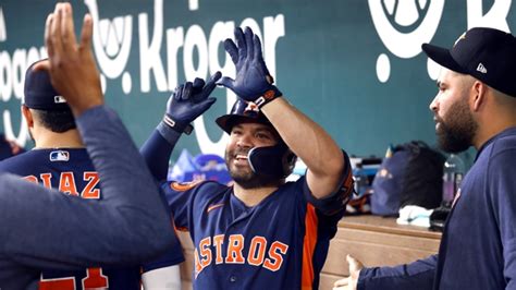 Altuve hits three home runs and Astros rout Rangers | LiveScore