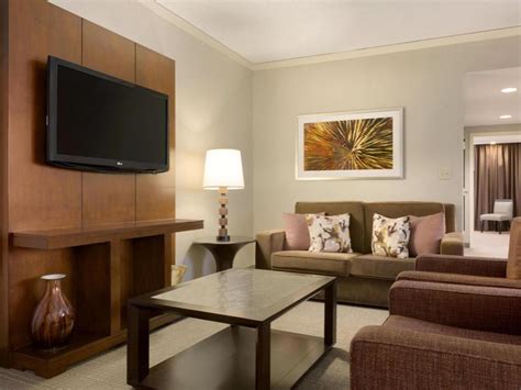 Embassy Suites Chicago North Shore Deerfield Hotel in Deerfield (IL ...