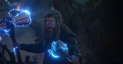 Thor Avengers Endgame Final Battle Scene Wallpaper,HD Movies Wallpapers ...