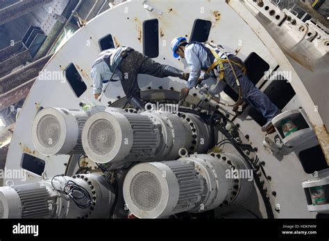 Boring machines hi-res stock photography and images - Alamy