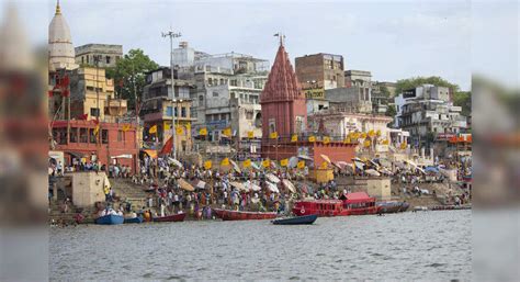 Pictures of Ganga Ghats in India–finding solace in the lap of river ...