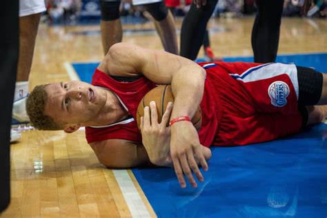 Blake Griffin injury: Clippers star injured vs. Wizards - SBNation.com