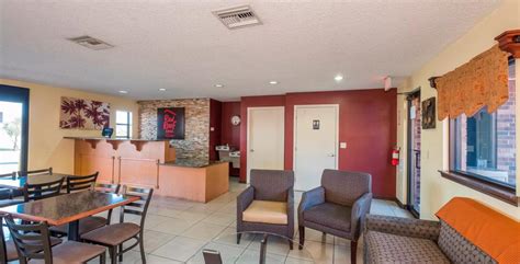 Budget, Pet Friendly Hotel in Jacksonville, FL 32234