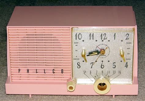 Vintage Philco Pink Plastic Clock Radio, Model F752, AM Ba… | Flickr