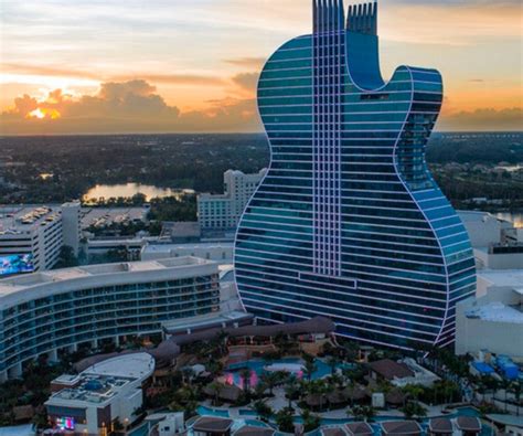 Seminole Hard Rock, el hotel en forma de guitarra que abrió en Fort Lauderdale