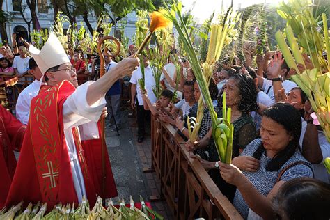 Palm Sunday: Cardinal Tagle hits ‘kings’ who spread violence | CBCPNews
