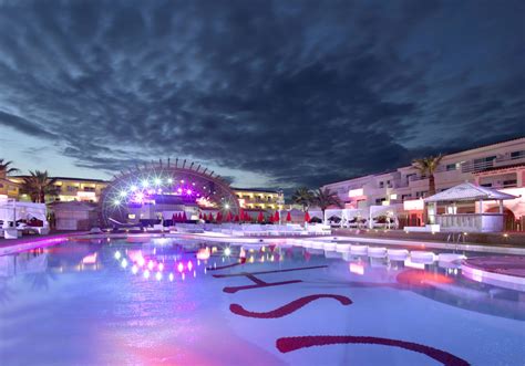 "Pool" Ushuaia Ibiza Beach Hotel - The Tower / The Club - Adults only (Playa d'en Bossa ...