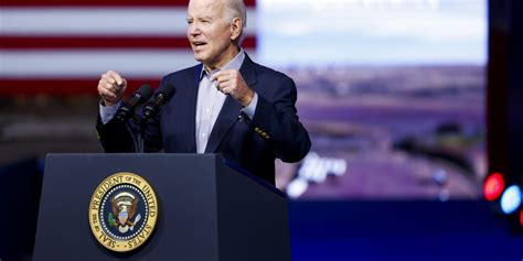 Biden’s return-to-office push falls short in government agencies | Fortune