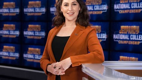 The real reason Mayim Bialik walked off Jeopardy | HELLO!