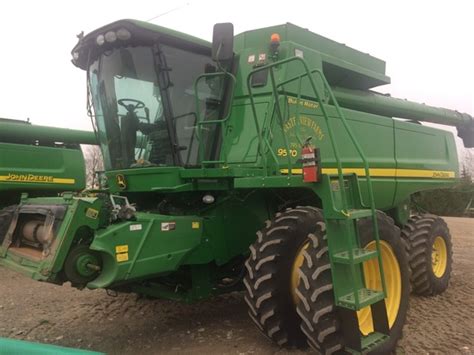 2011 John Deere 9570 STS - Combines - John Deere MachineFinder