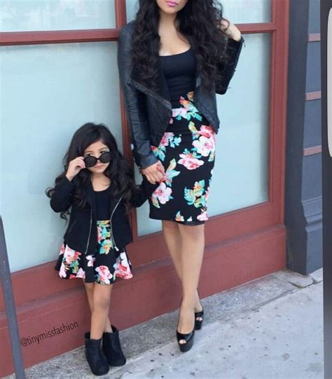 Cute matching outfit mother & daughter | Mother daughter fashion ...