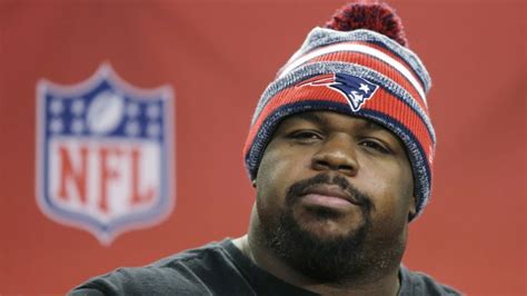 Morning sports update: Vince Wilfork shared advice for the 1-2 Patriots ...