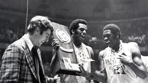 1975-76 Indiana Hoosiers Remain College Basketball's Most Recent ...