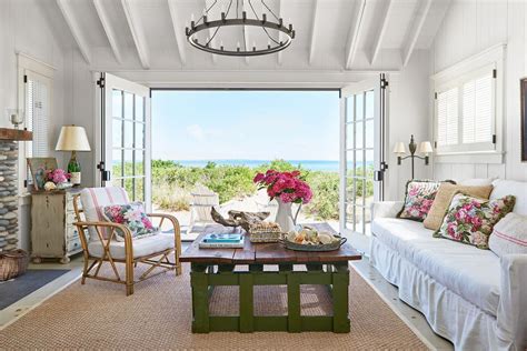 How One Couple Turned an Old Fishing Shack Into a Stunning Summer Retreat #beachhousestylein ...