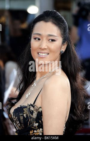 GONG LI MIAMI VICE WORLD PREMIERE WESTWOOD LOS ANGELES USA 20 July 2006 Stock Photo - Alamy